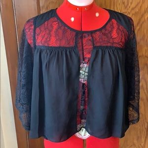 Gianni Bini black witchy boho lace hi low top